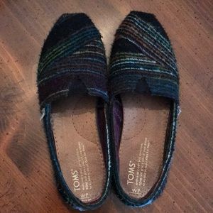 Wool toms